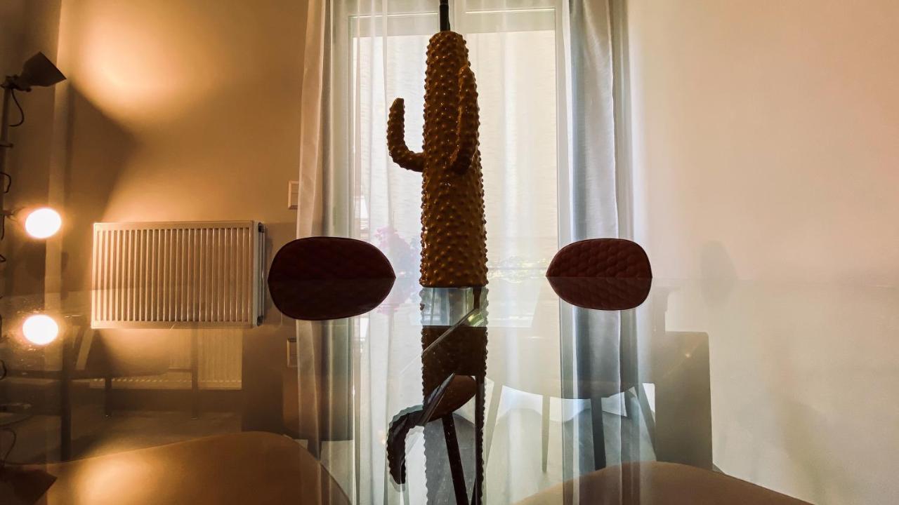 אתונה Acropolis Slow Living Apt Under The Parthenon מראה חיצוני תמונה
